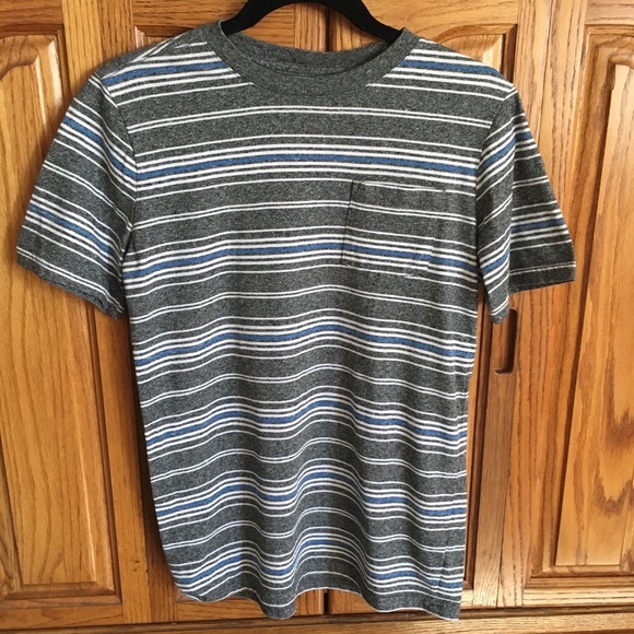 ⭐️💲⬇️ Cat & Jack Boys Striped T-Shirt XL(16) - Picture 1 of 4